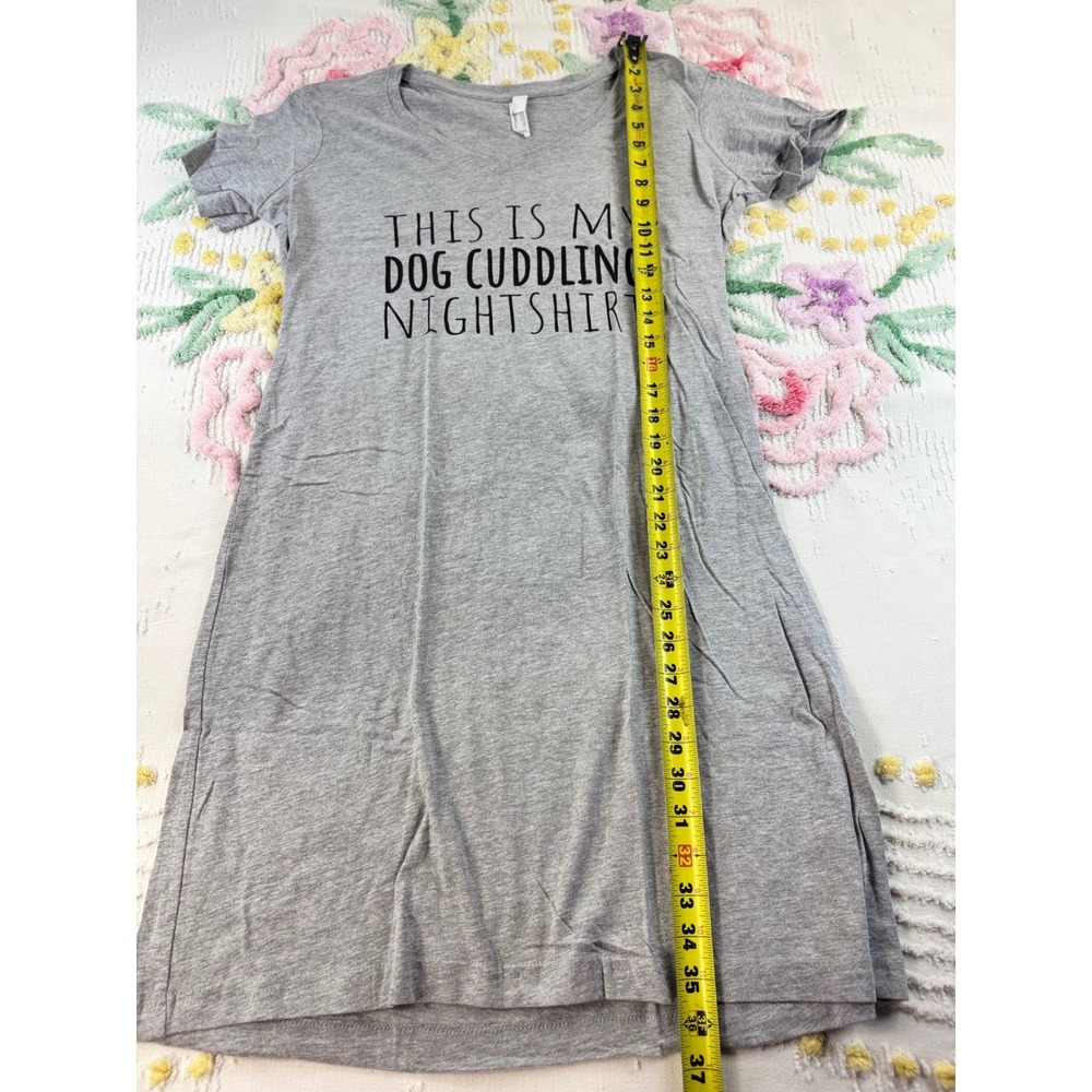 Live and Tell Dog Cuddling Nightshirt Grey V-Neck Sleep Dress Womensf S Medium - Picture 3 of 8